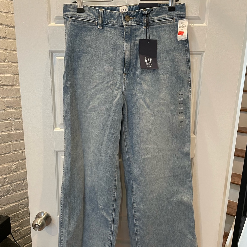 Gap high rise wide leg crop light wash 8/29 jeans